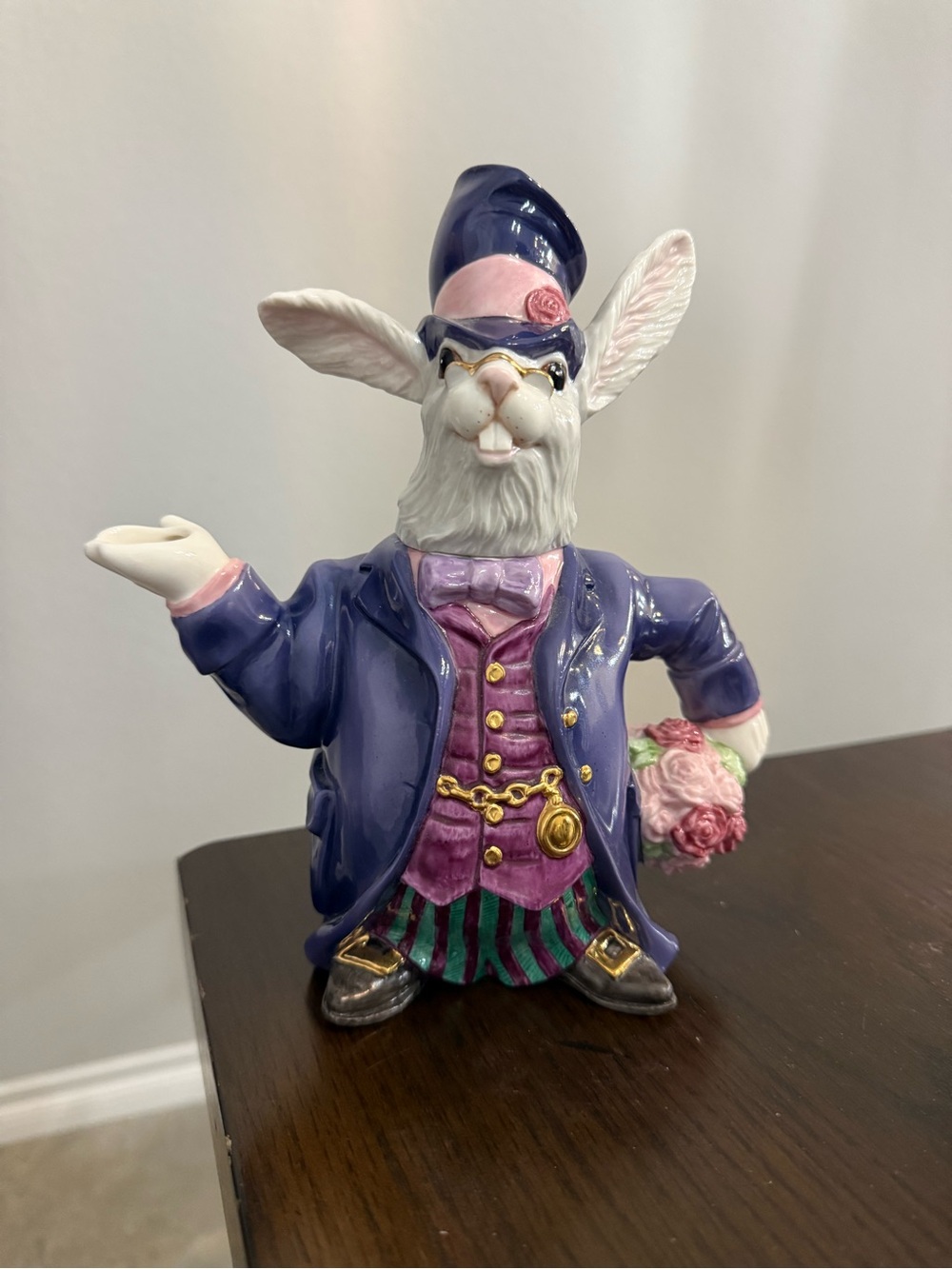 Franklin Mint Jim Ponter porcelain teapot Earl Grey, Lord of Harefordshire